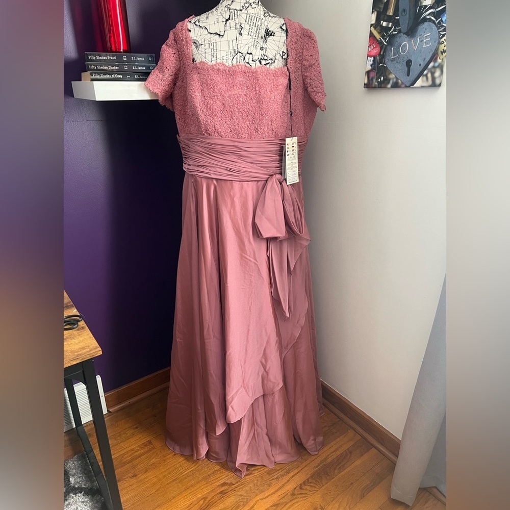 Alyse Paris Prom Bridesmaid Dress NWT